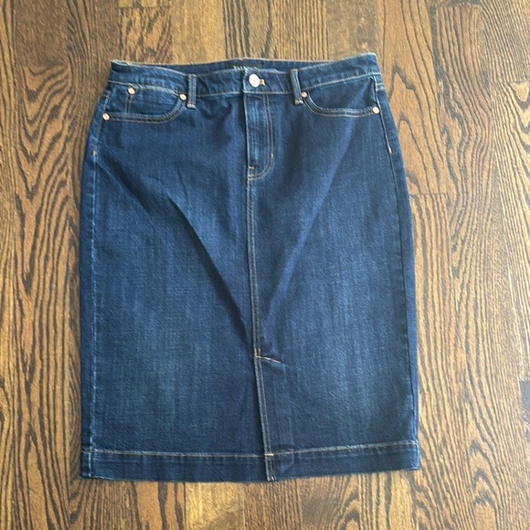 Talbots Blue Denim Skirt - Picture 4 of 7